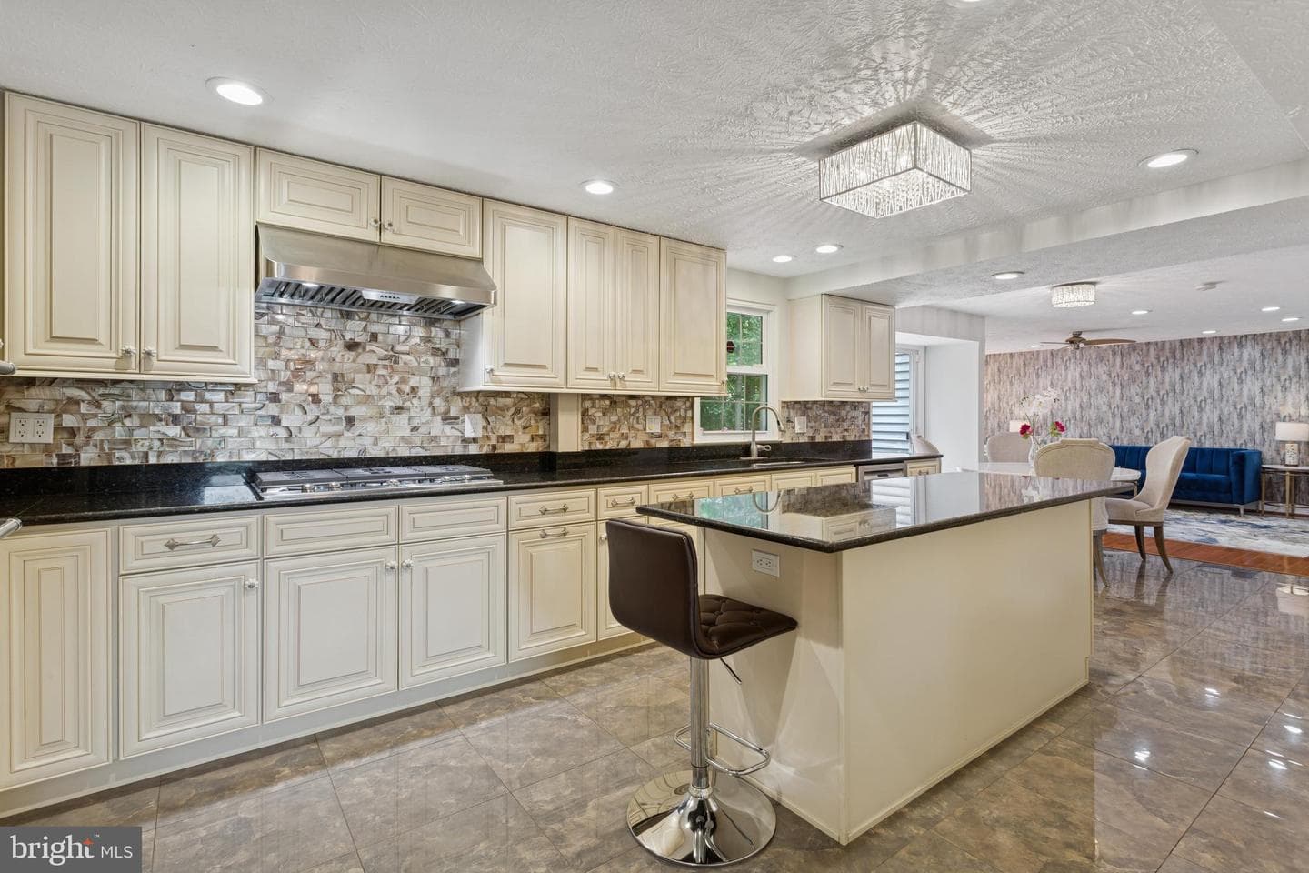 14944 Mcknew Road photo 11