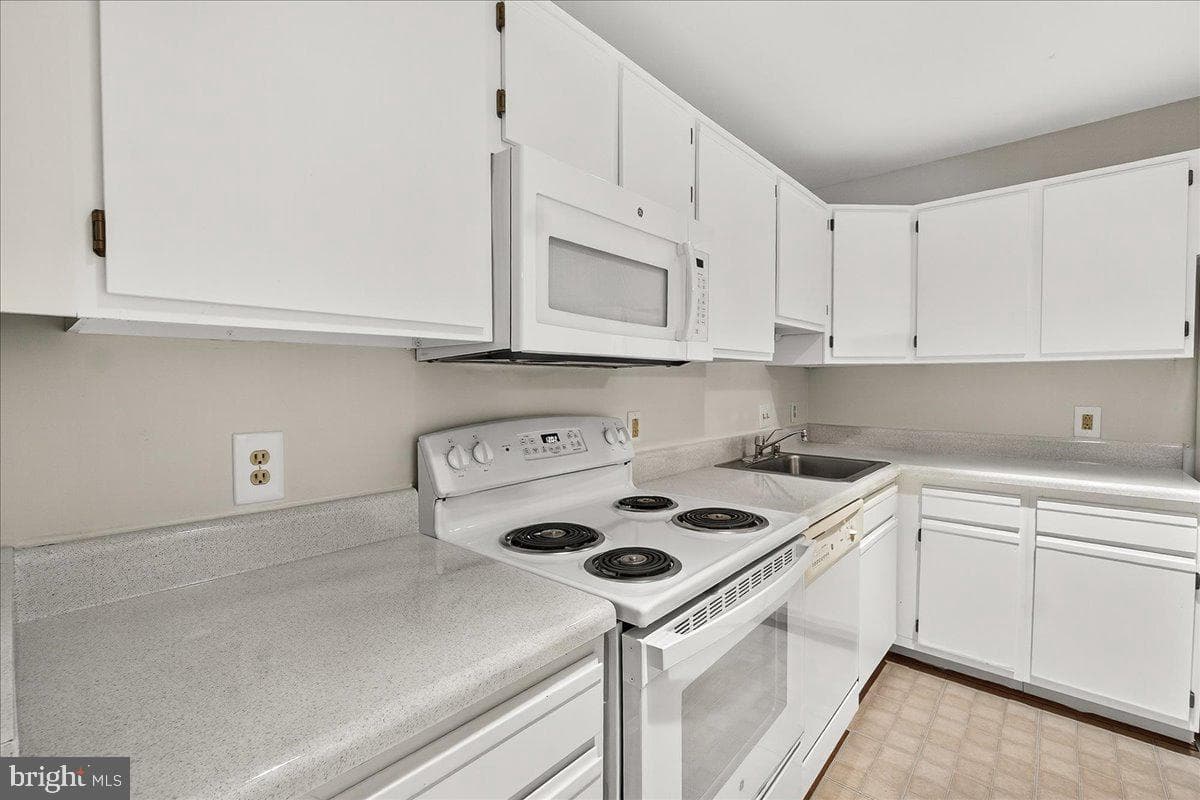 18420 Guildberry Drive #101 photo 14