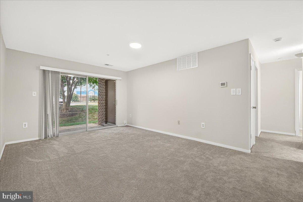 18420 Guildberry Drive #101 photo 6