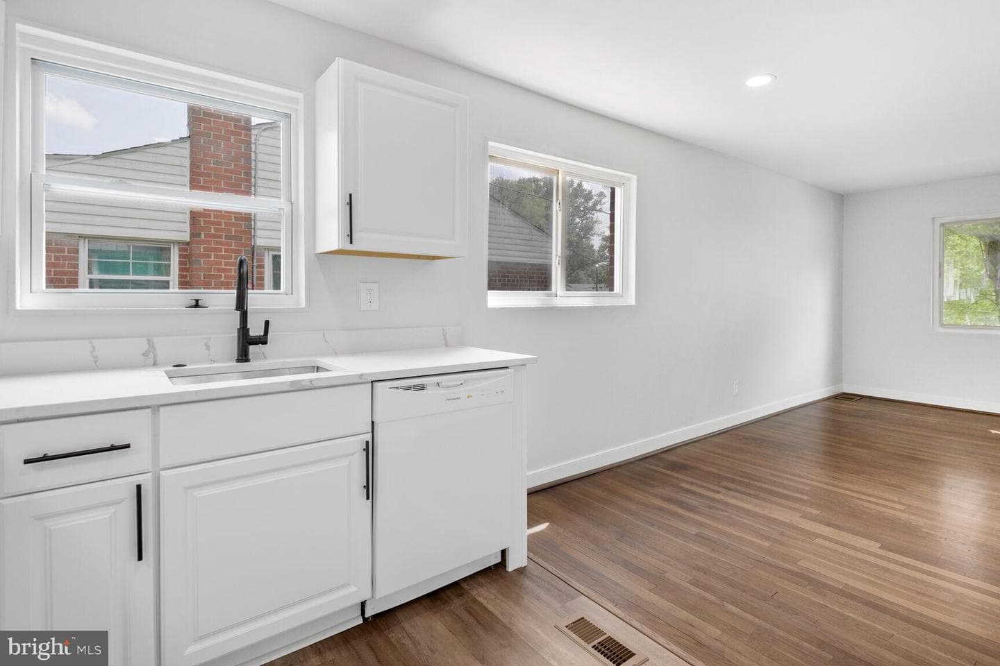 13307 Justice Road photo 8
