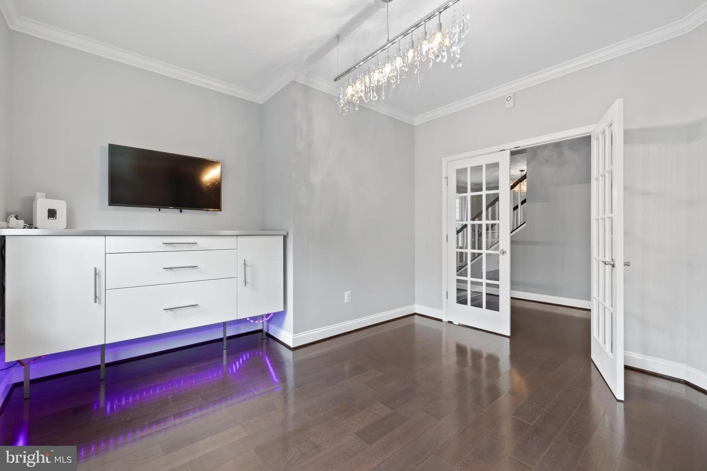 3722 Lawrence Avenue photo 30