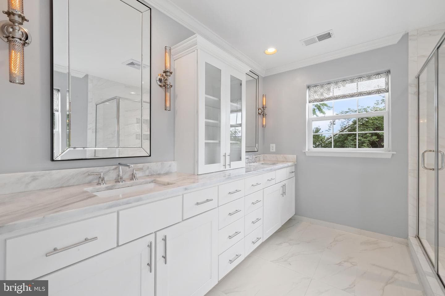 3722 Lawrence Avenue photo 41