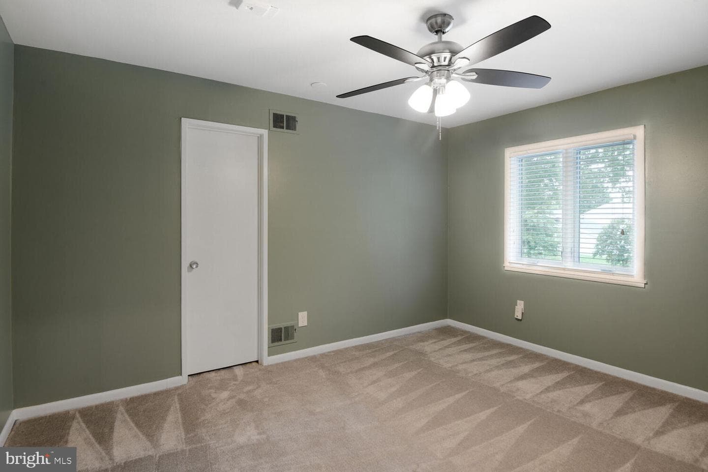 11121 Broad Green Drive photo 29