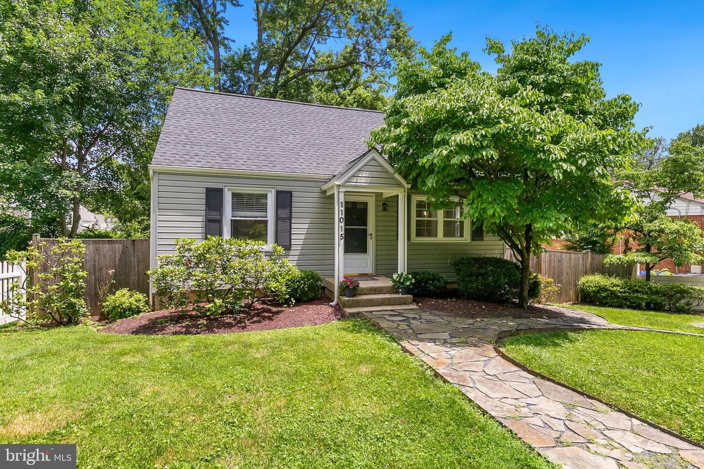 11015 Glueck Lane photo 1