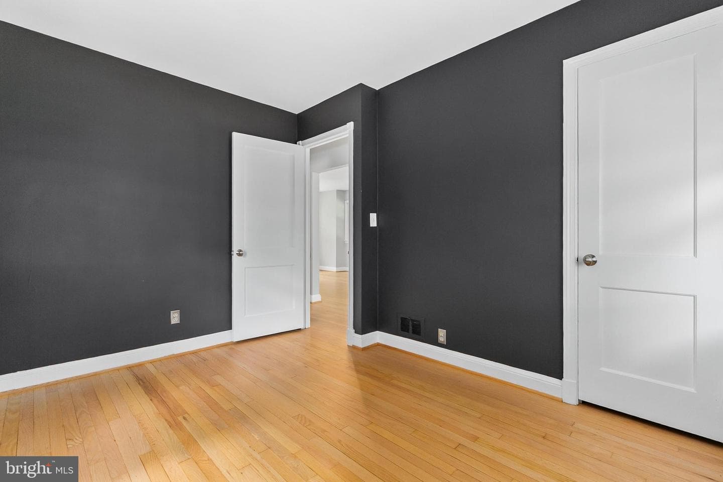 11015 Glueck Lane photo 19