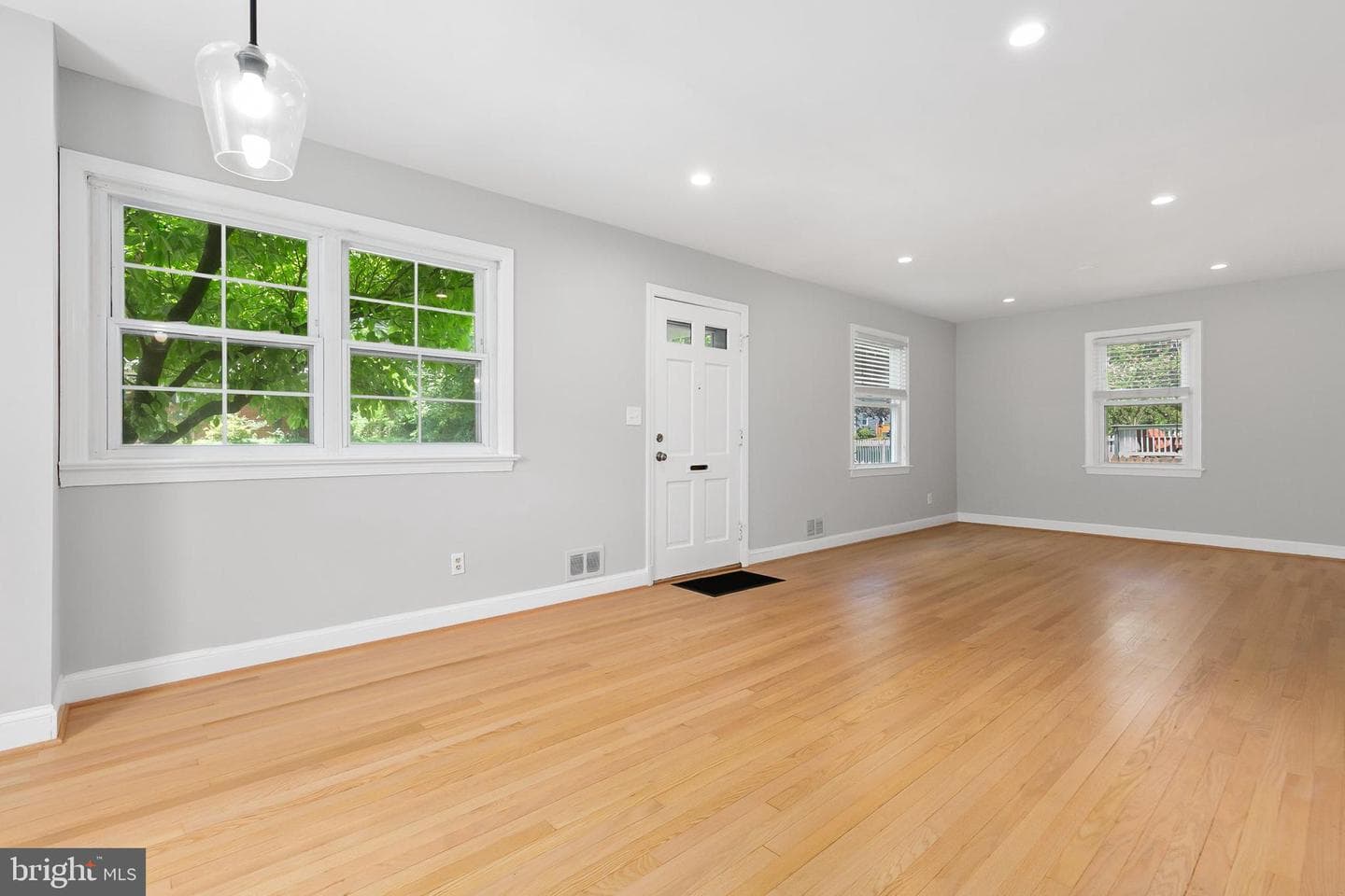 11015 Glueck Lane photo 6