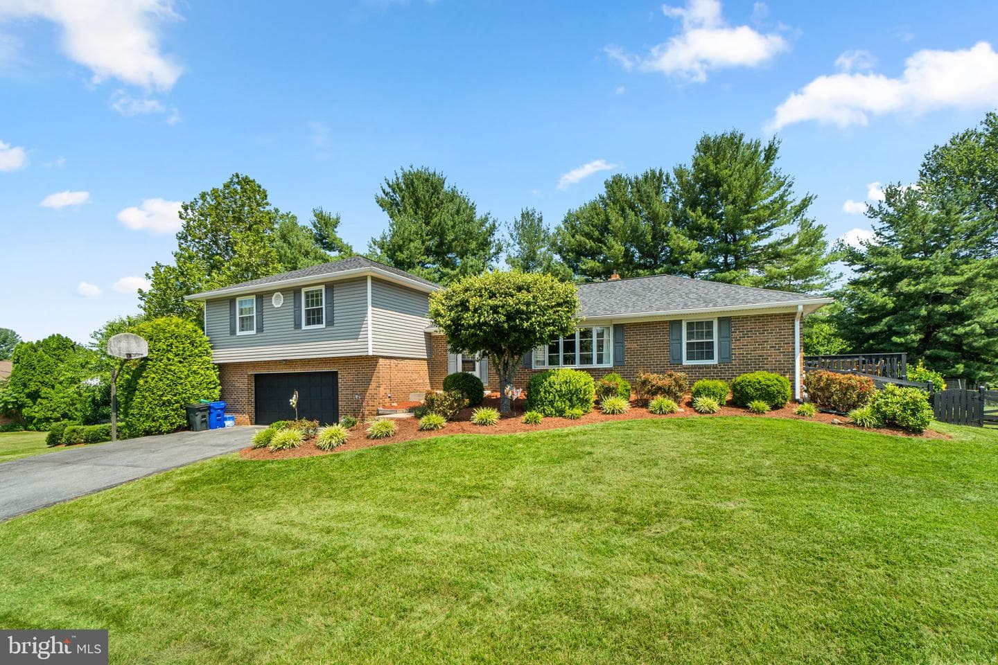 3621 Toddsbury Lane photo 2