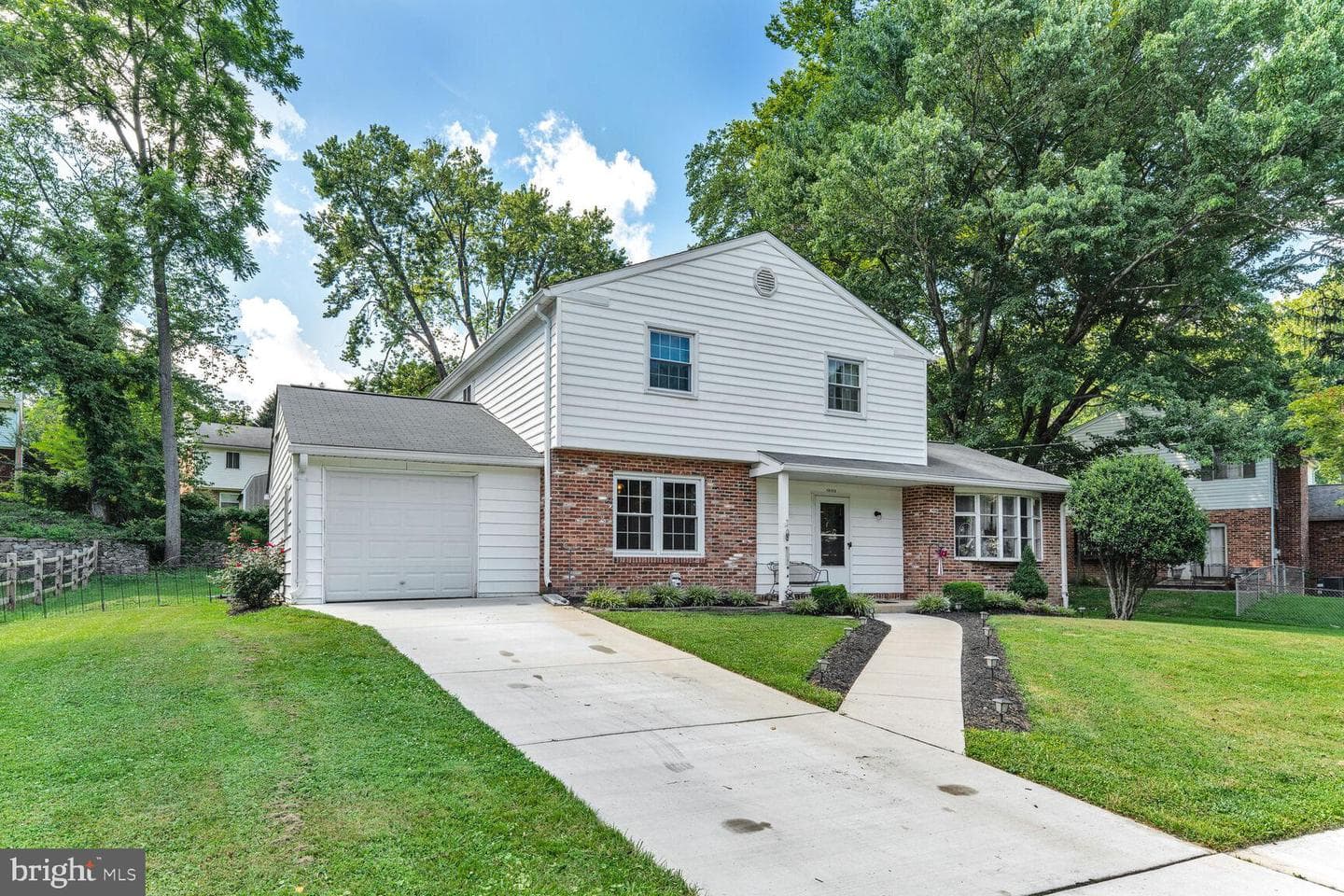 13102 Middlevale Lane photo 3