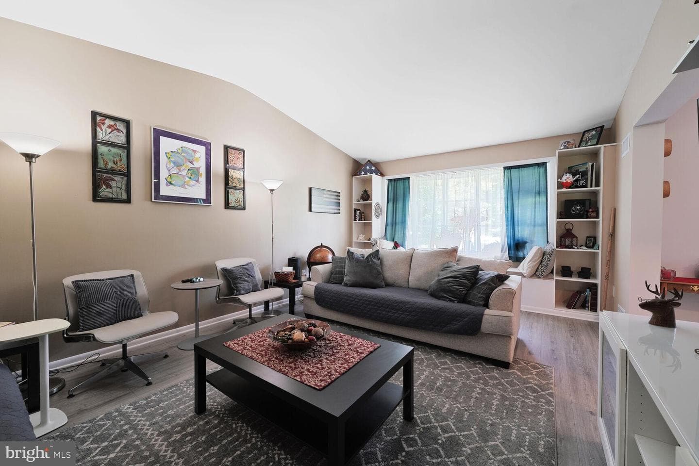13102 Middlevale Lane photo 6