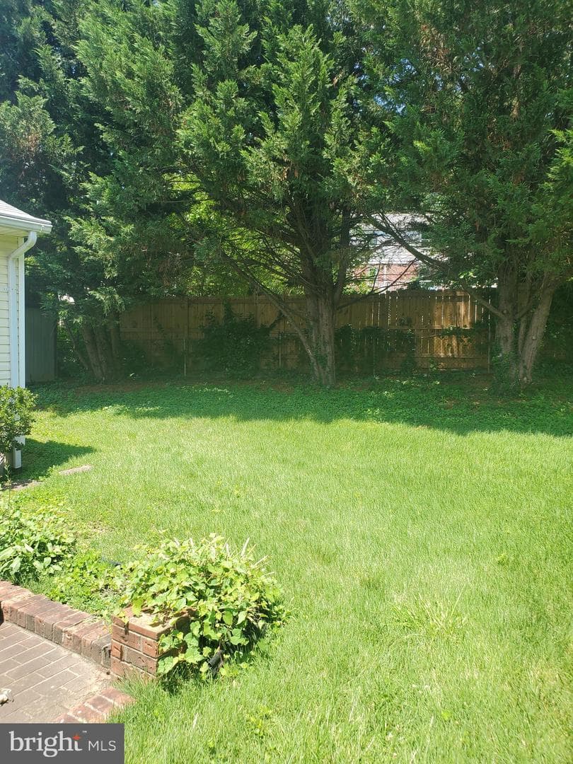1514 Oakview Drive photo 9