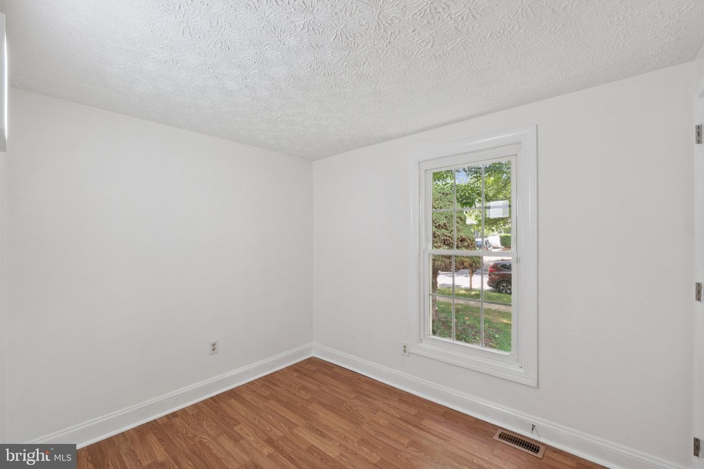 7454 Brenish Drive photo 12