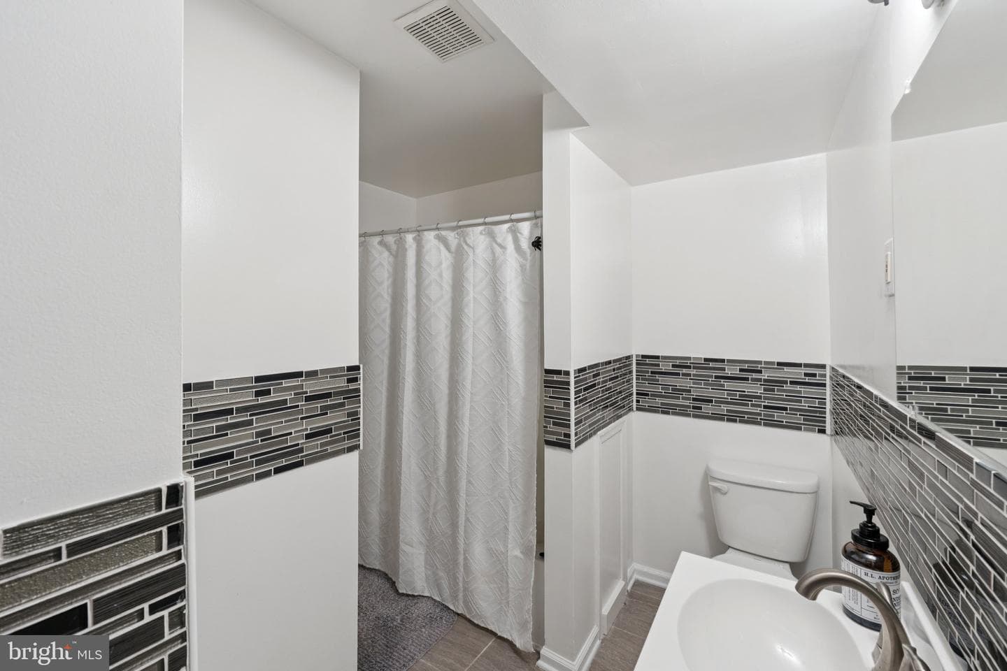 7454 Brenish Drive photo 19