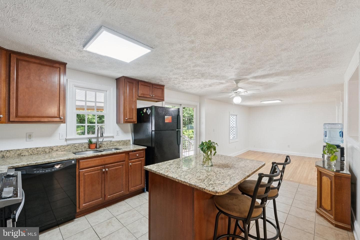 7454 Brenish Drive photo 9