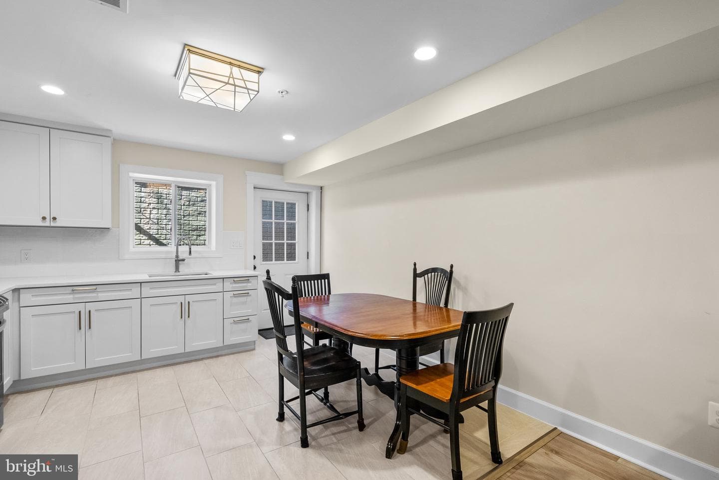 4612 Highland Avenue photo 53