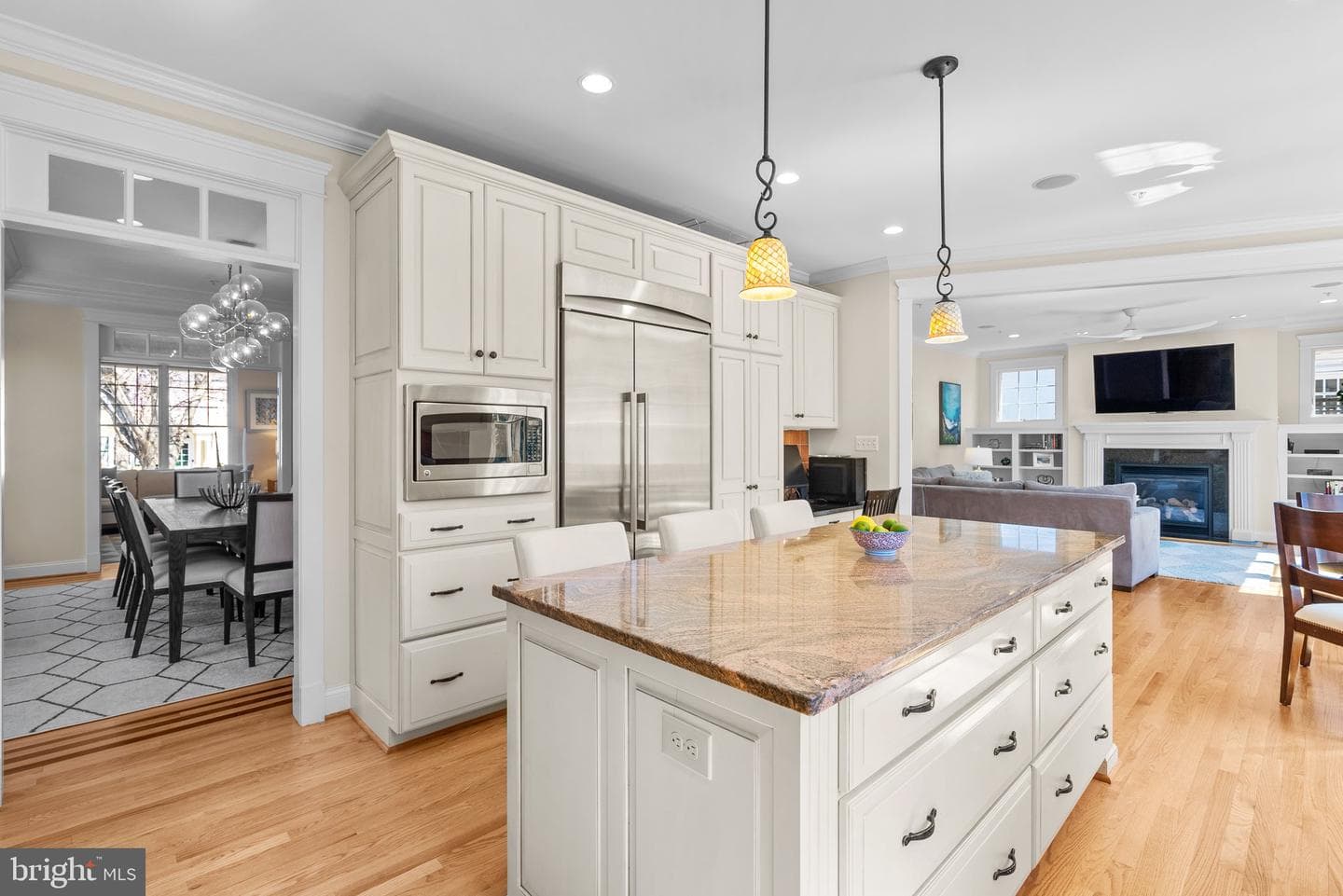 4612 Highland Avenue photo 8