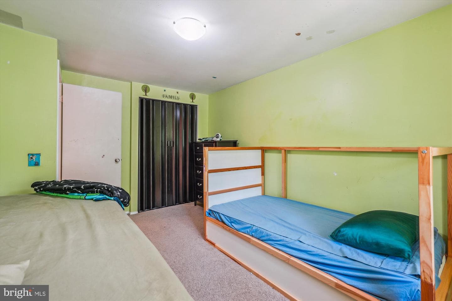 18628 Mateny Road photo 24