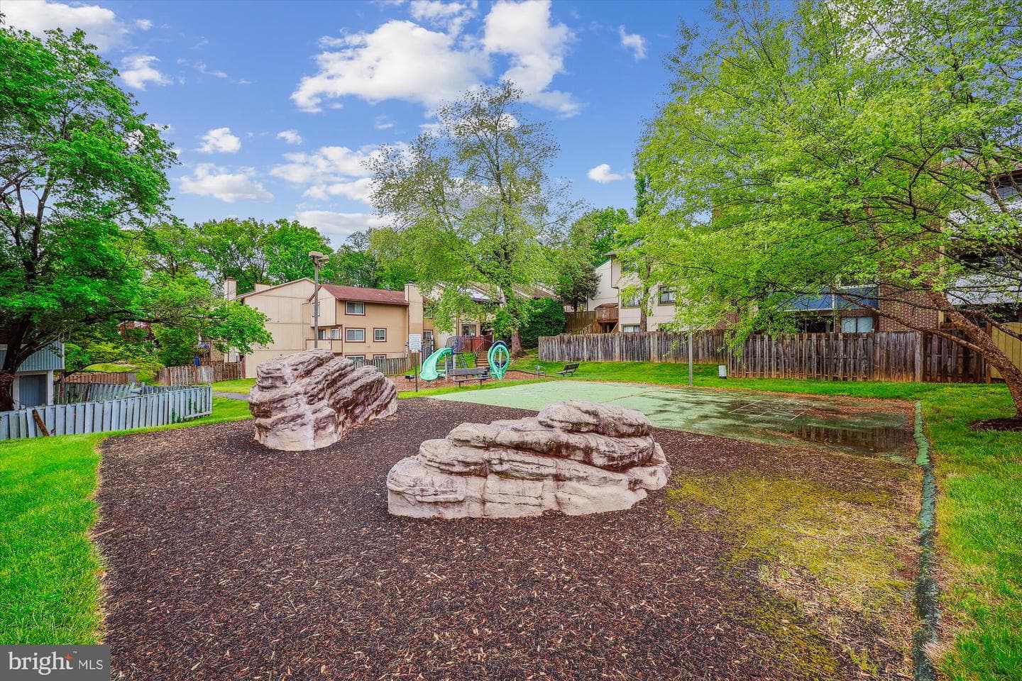 18628 Mateny Road photo 35