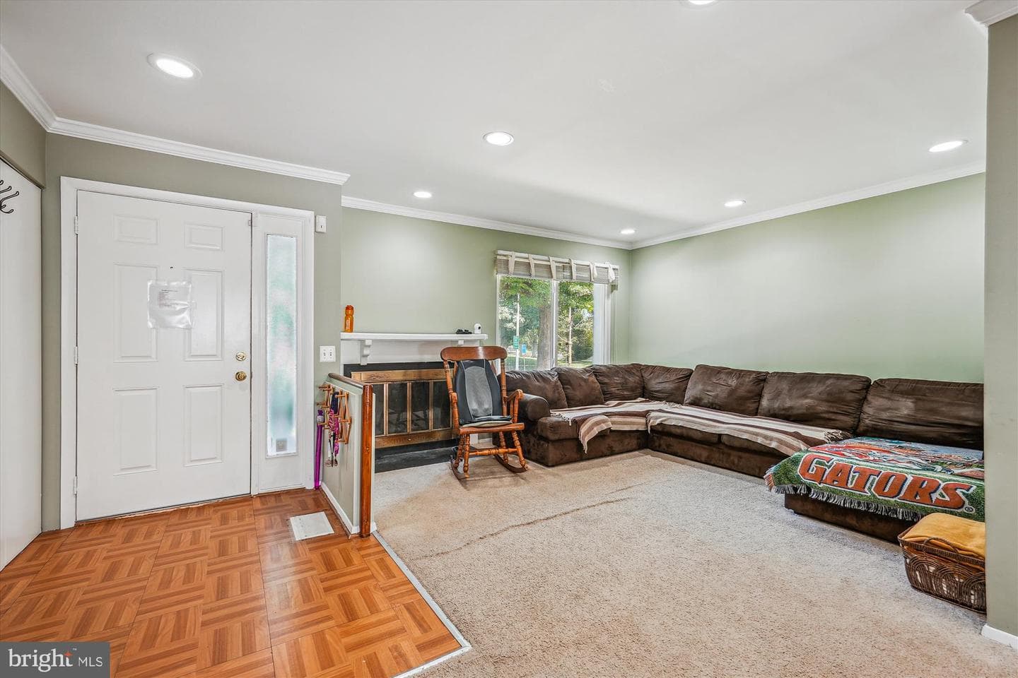 18628 Mateny Road photo 6