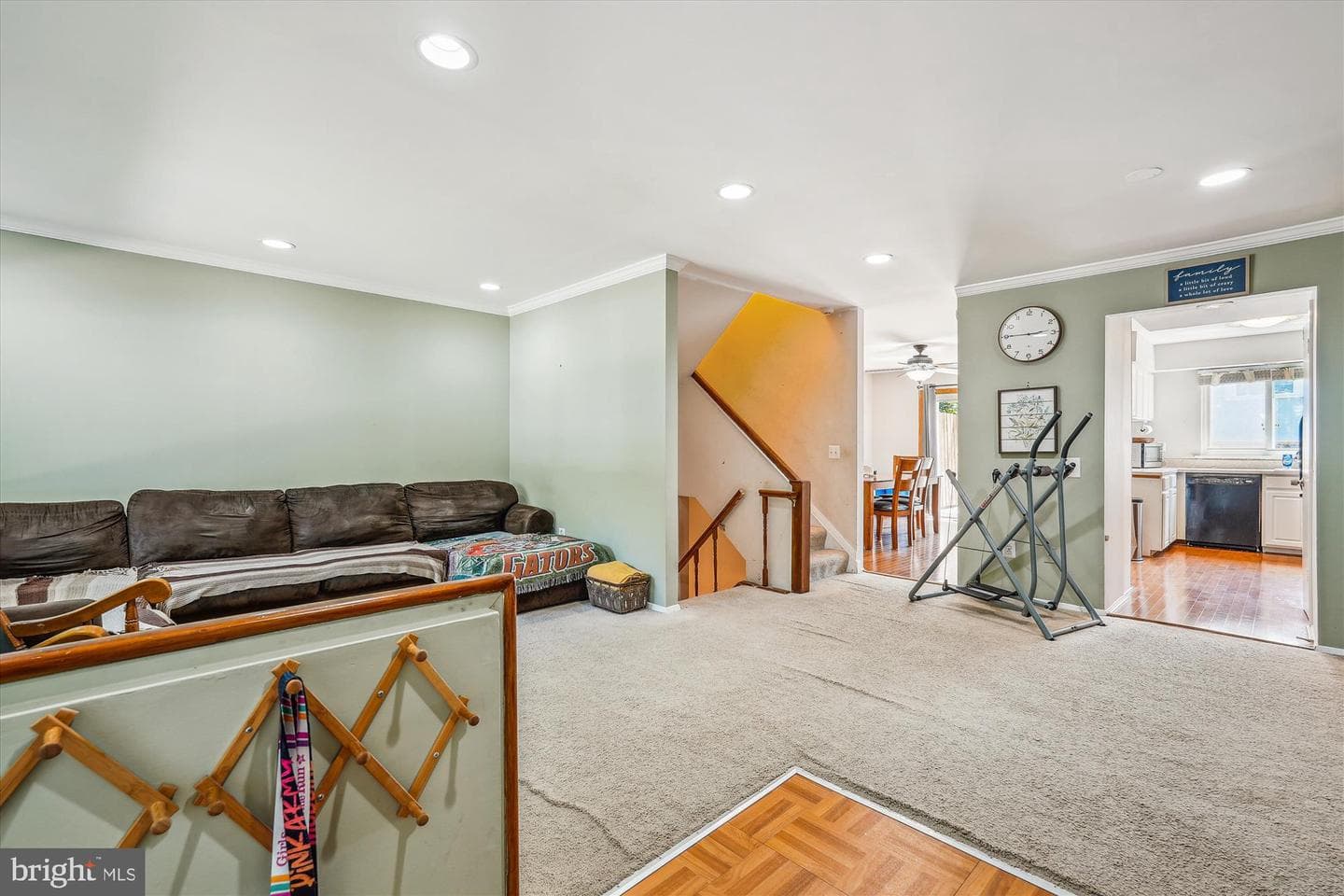 18628 Mateny Road photo 7