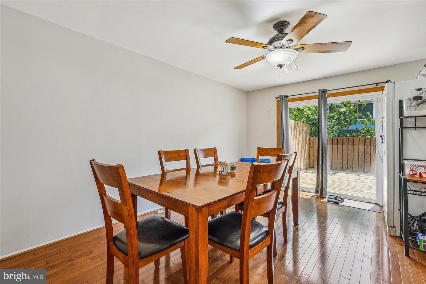 18628 Mateny Road photo 9