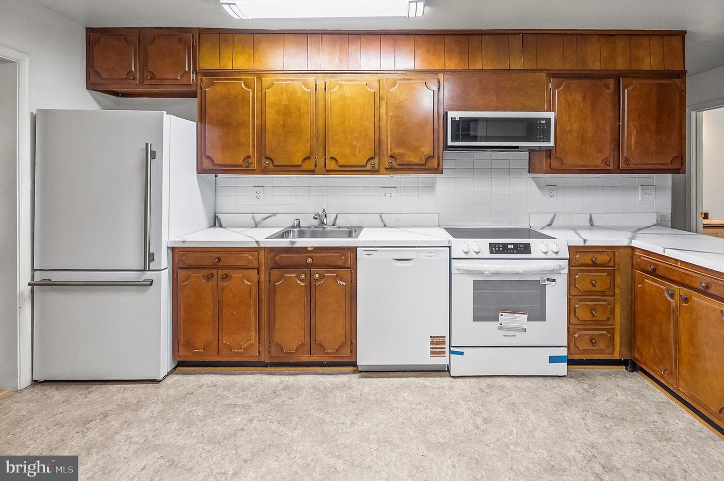 12509 White Drive photo 17