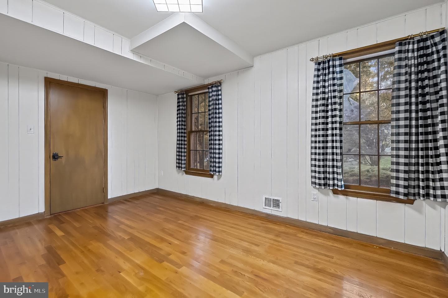 12509 White Drive photo 25