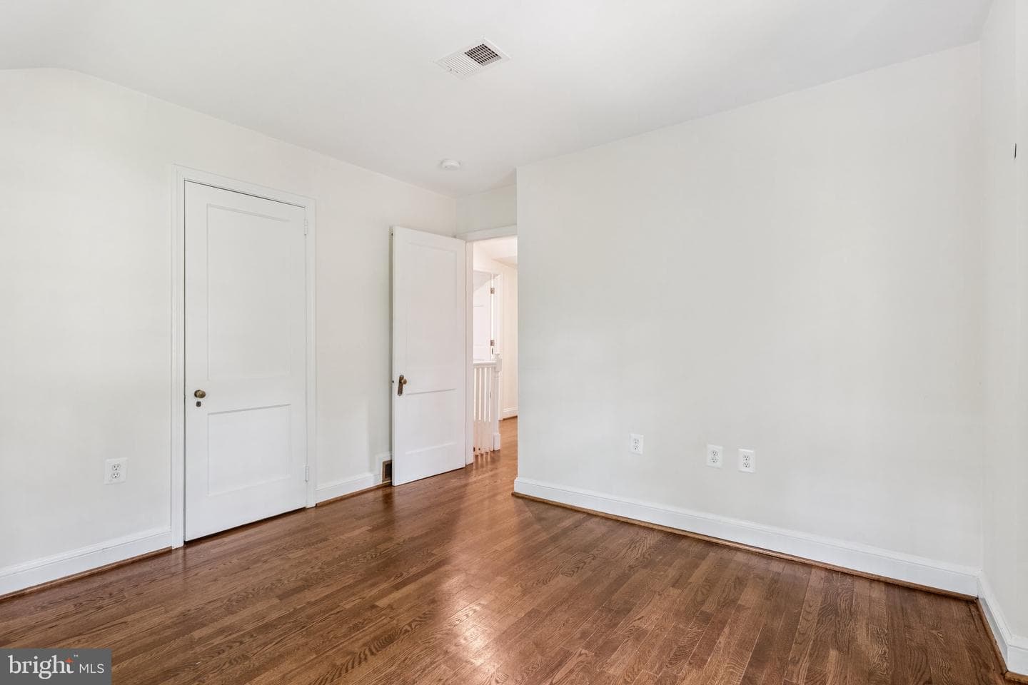 2908 Newcastle Avenue photo 25