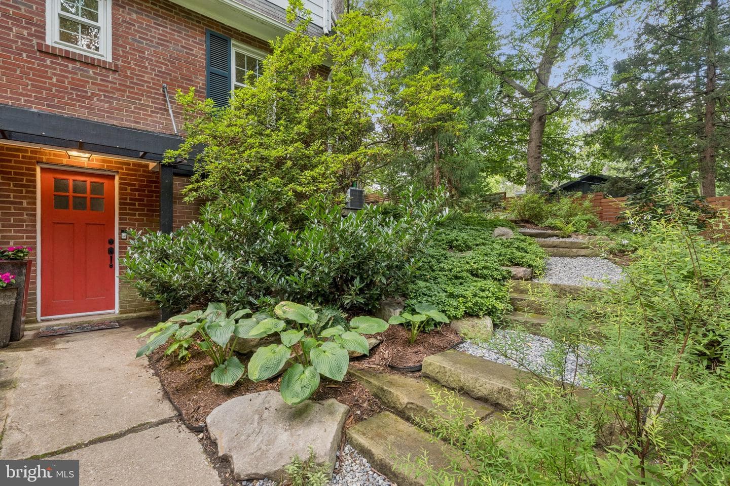 2908 Newcastle Avenue photo 4