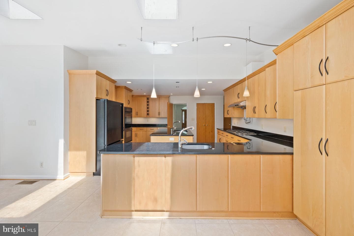 11900 Gainsborough Road photo 12