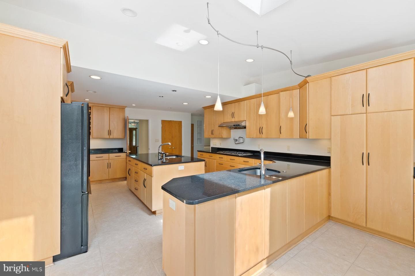 11900 Gainsborough Road photo 13