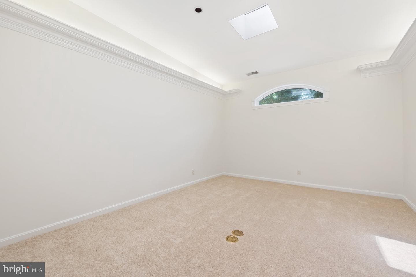 11900 Gainsborough Road photo 28