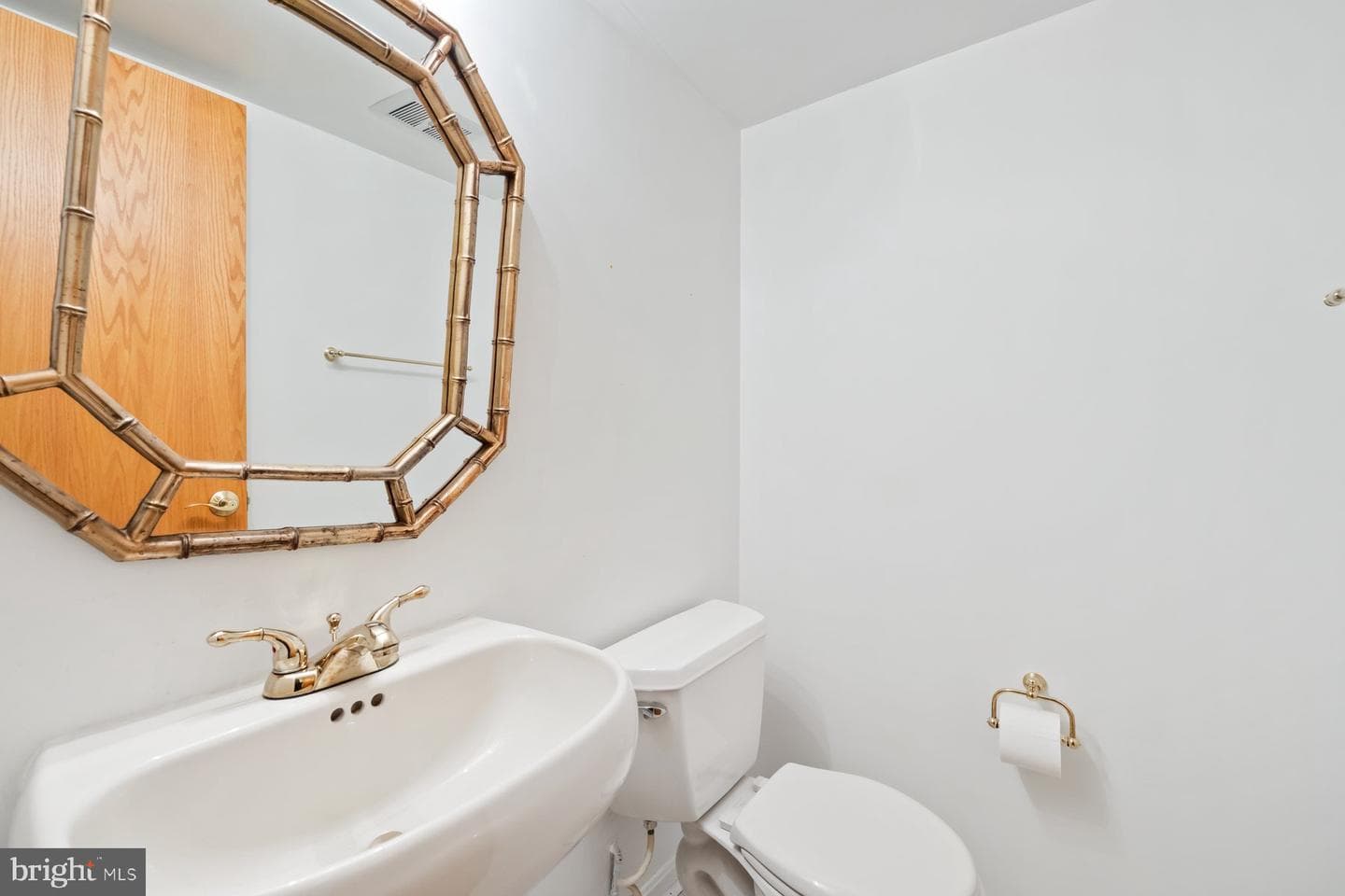 11900 Gainsborough Road photo 34