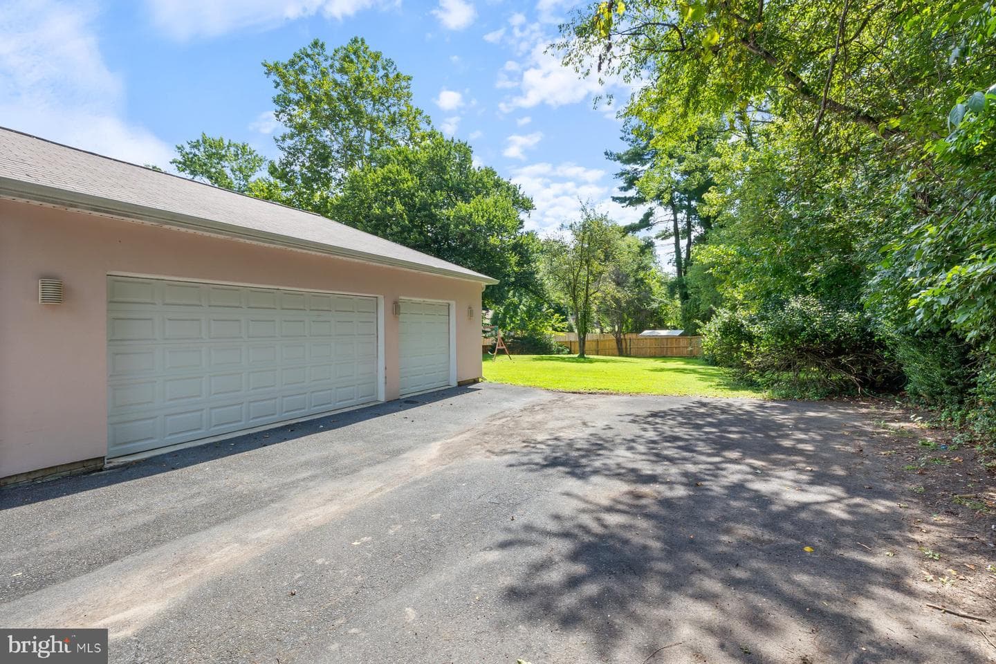 11900 Gainsborough Road photo 53