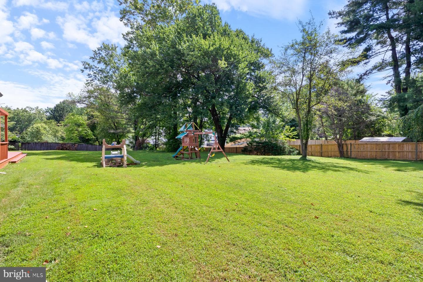 11900 Gainsborough Road photo 54