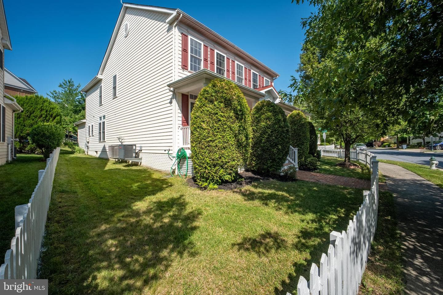 13323 Catawba Manor Way photo 3