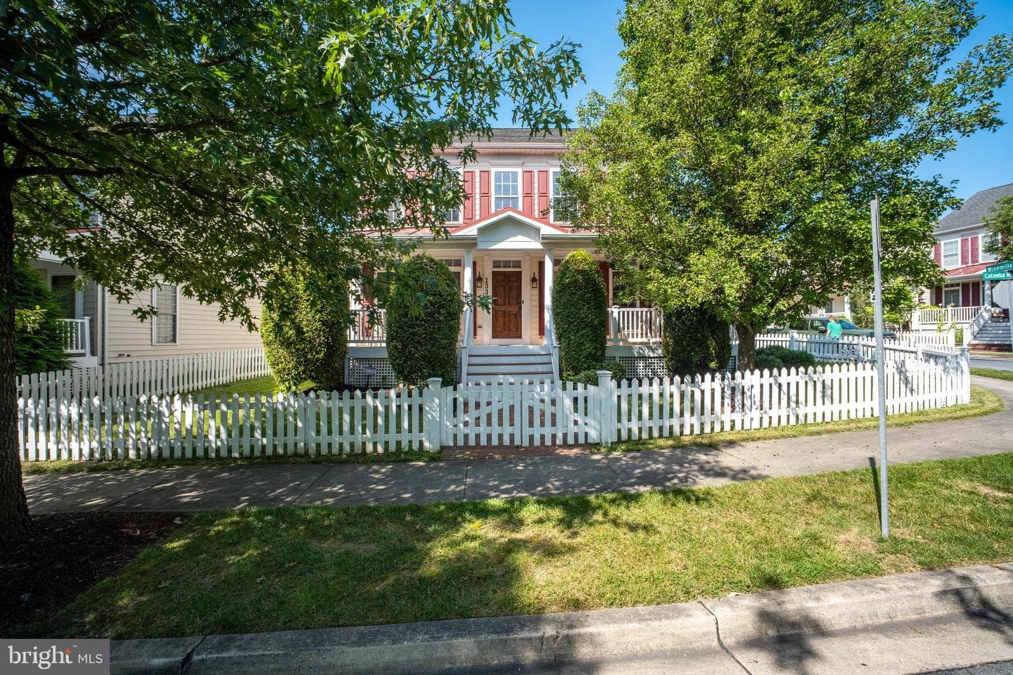 13323 Catawba Manor Way photo 4