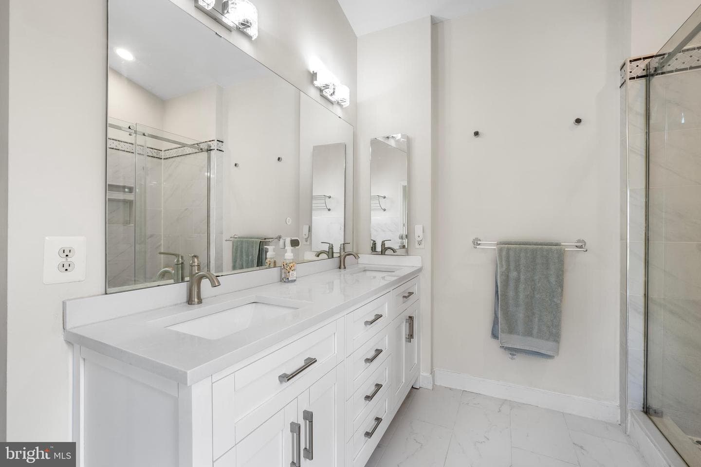 13323 Catawba Manor Way photo 45