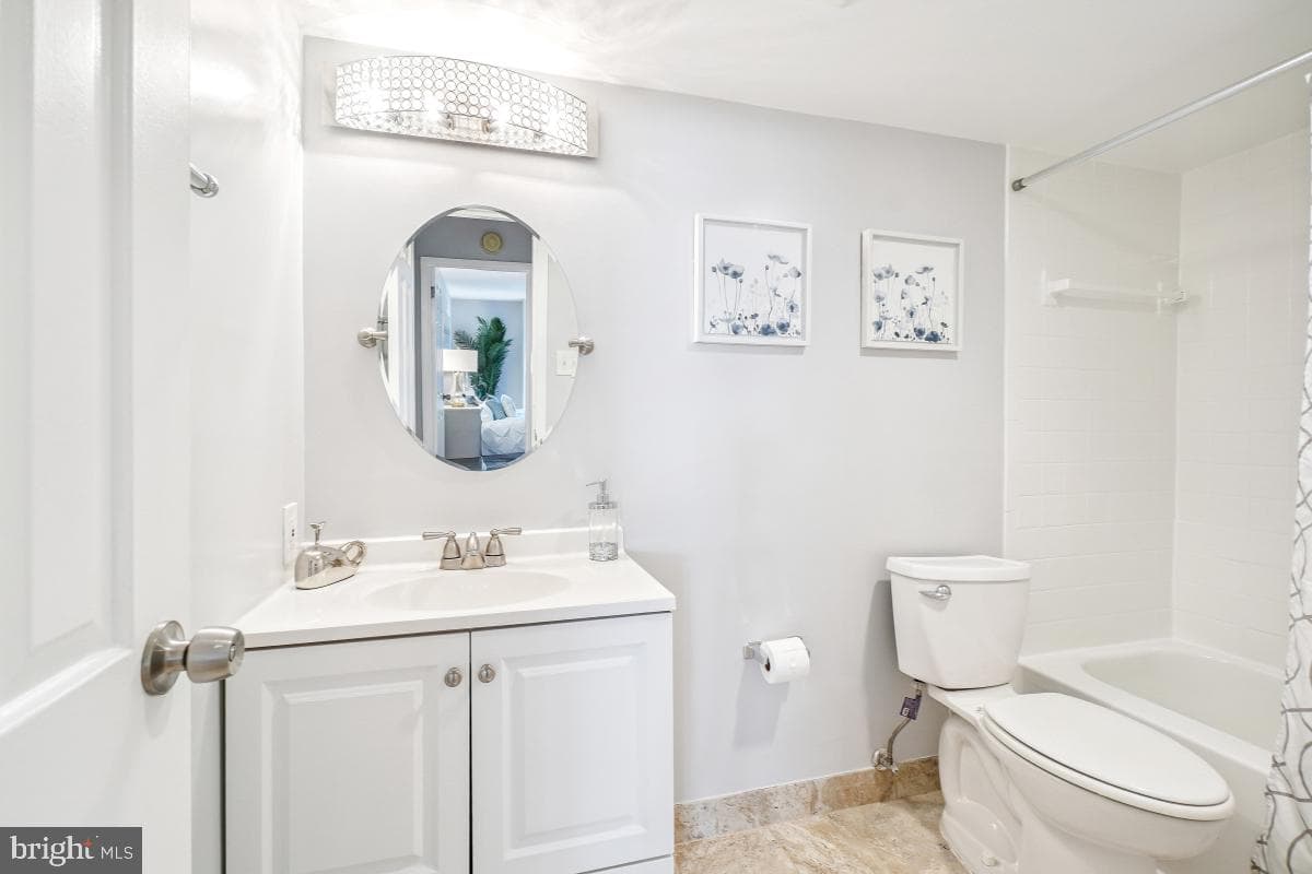 4601 N Park Avenue #315 photo 18