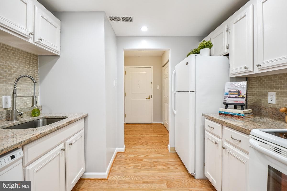 4601 N Park Avenue #315 photo 6