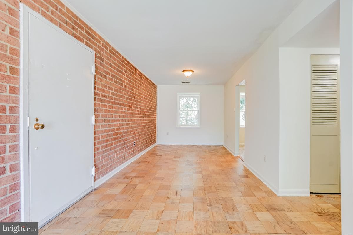732 Quince Orchard Boulevard #201 photo 16