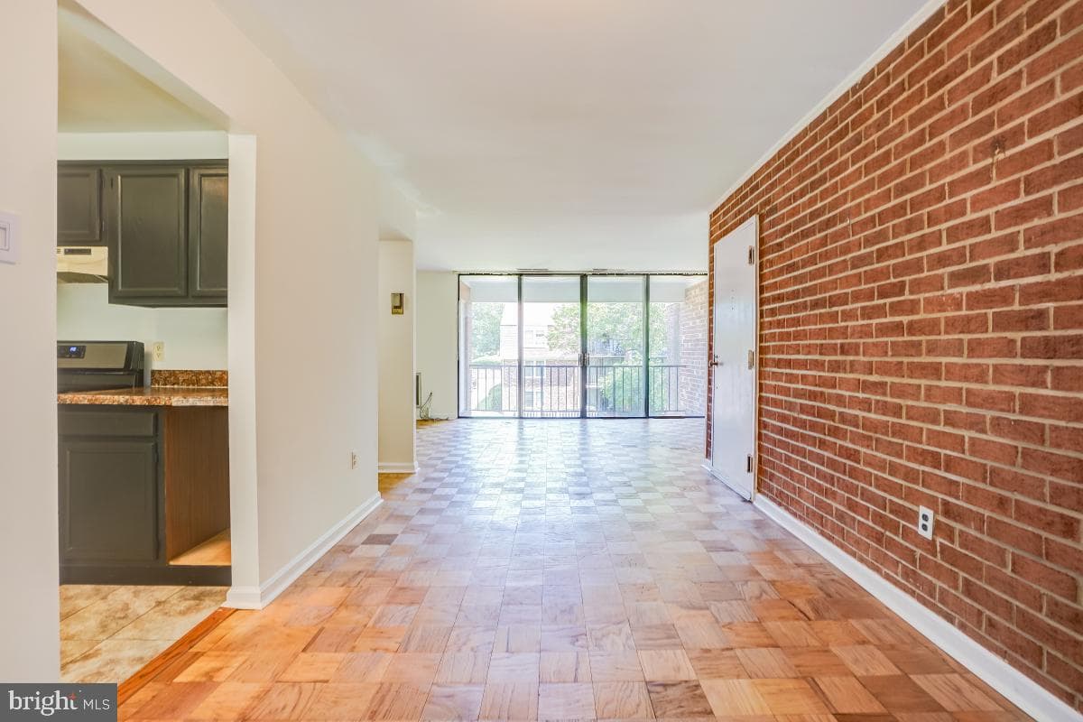 732 Quince Orchard Boulevard #201 photo 17