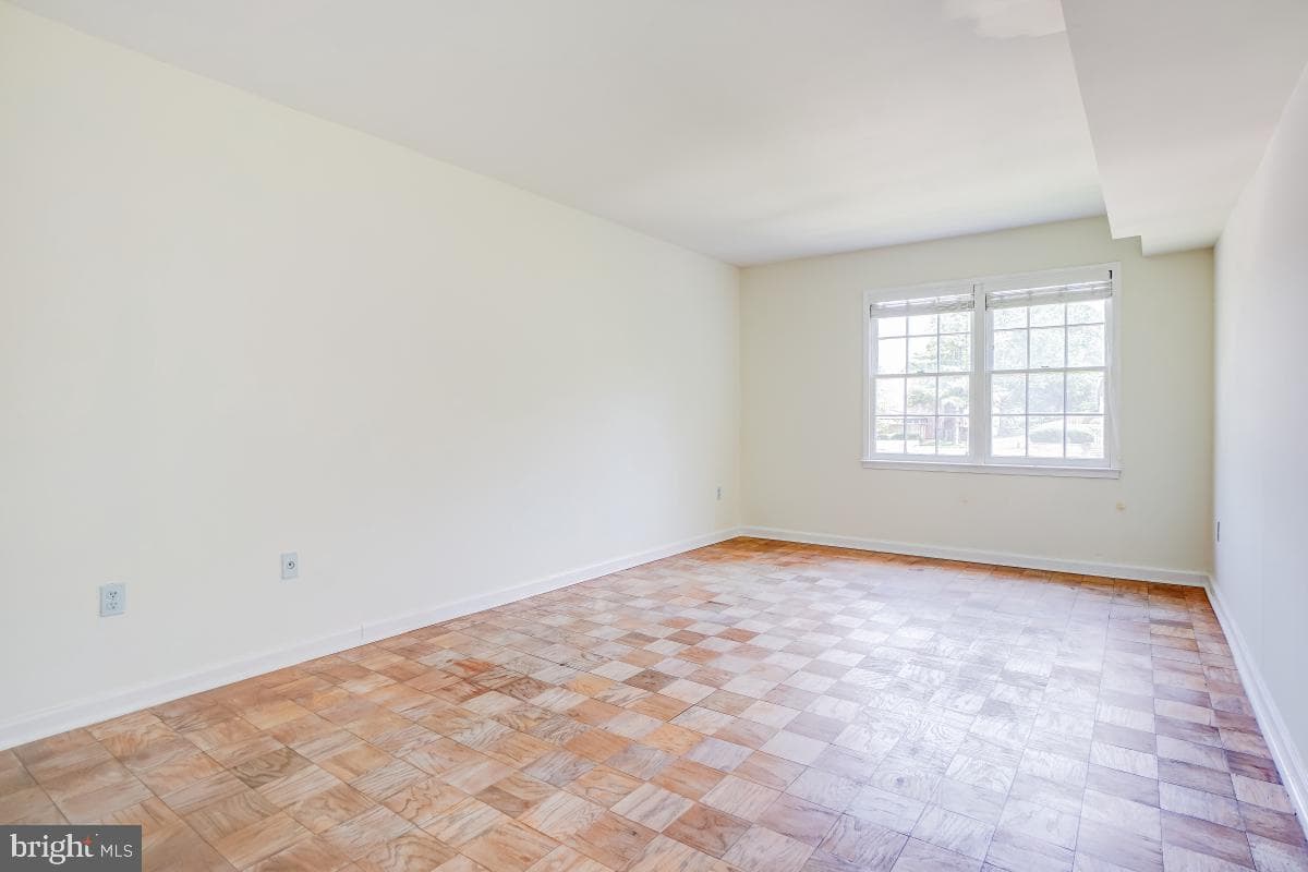 732 Quince Orchard Boulevard #201 photo 25
