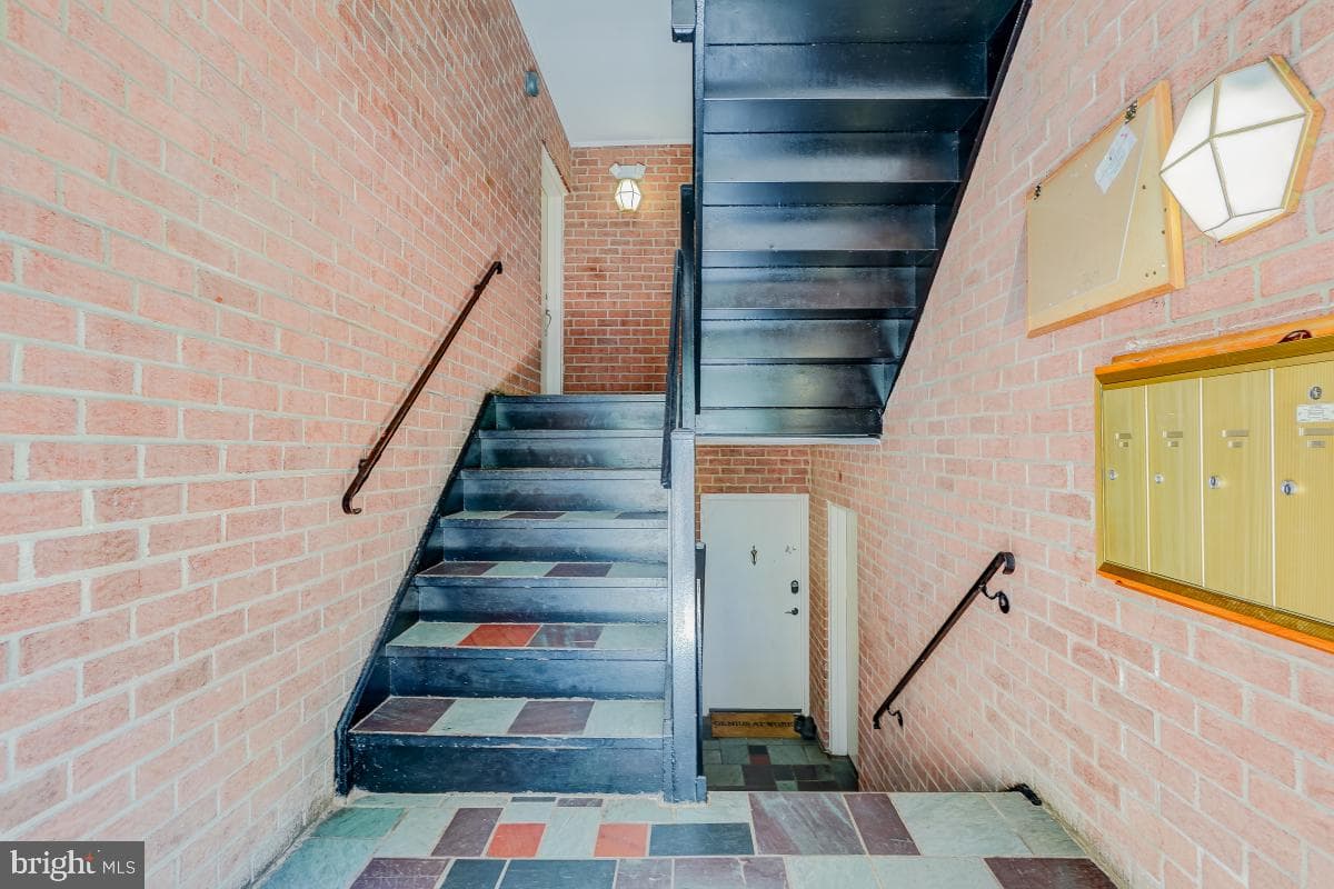 732 Quince Orchard Boulevard #201 photo 3