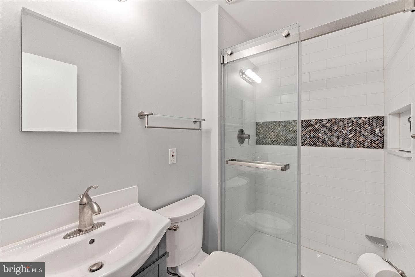 2 Hastings Circle photo 38