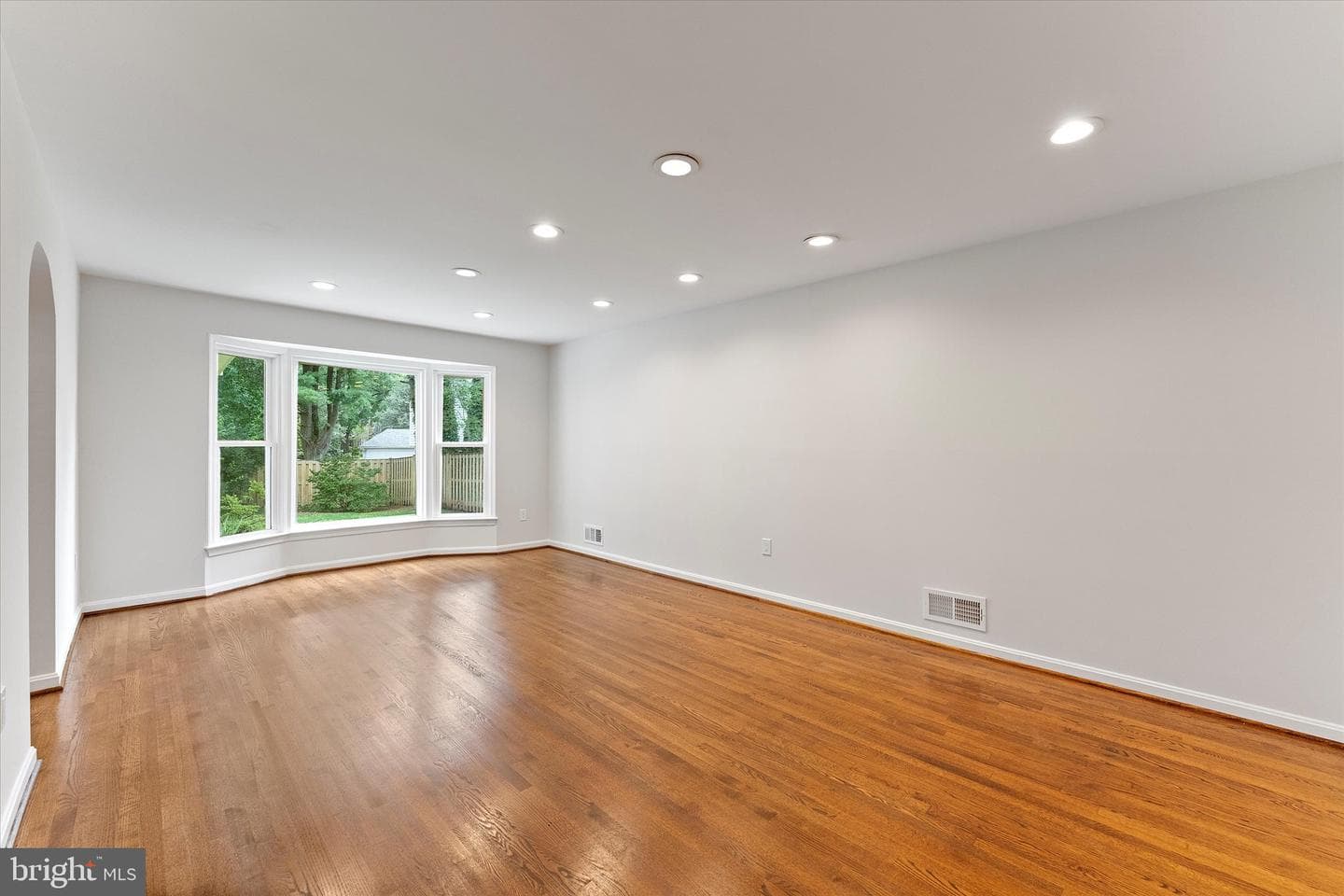 2 Hastings Circle photo 6
