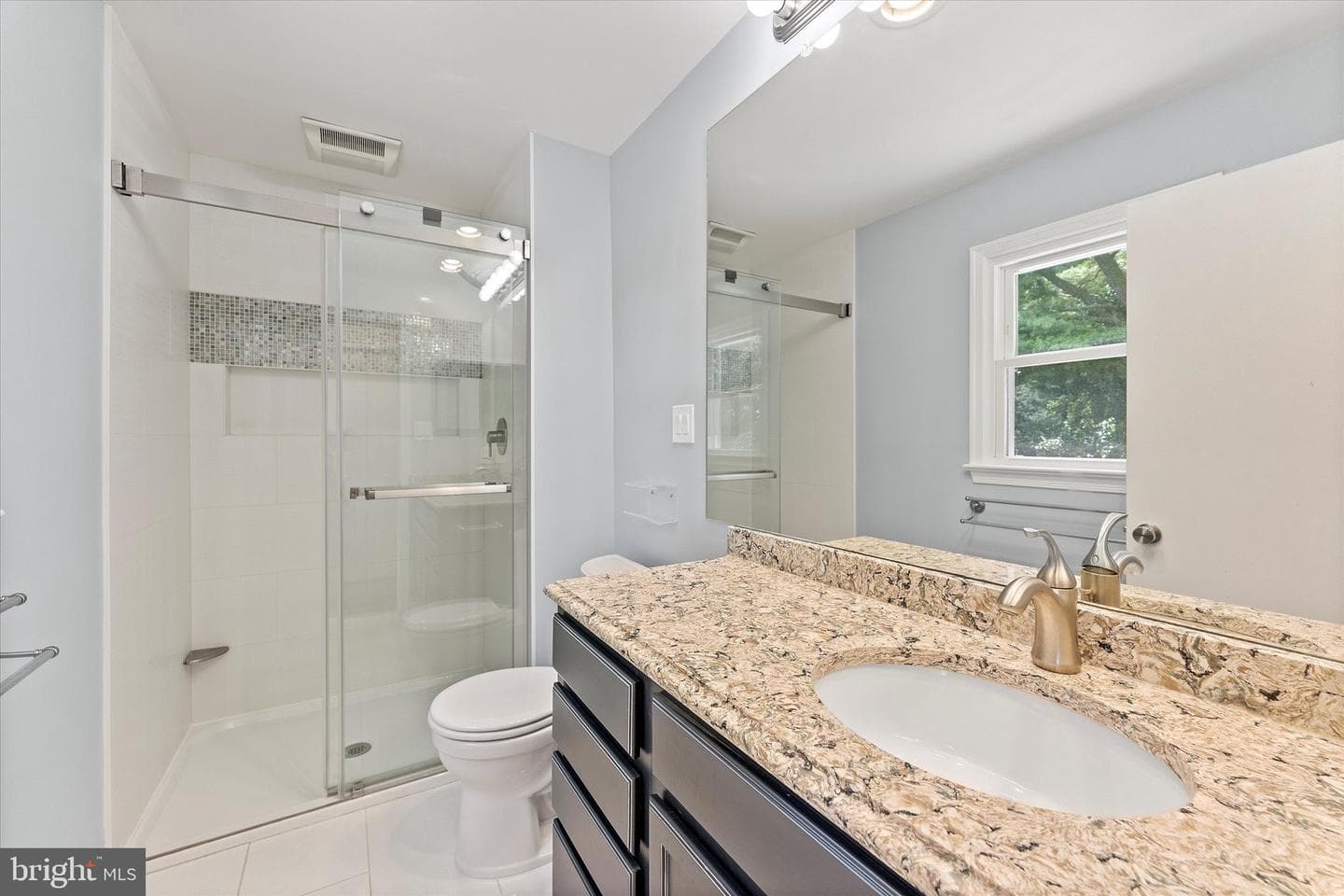 2 Hastings Circle photo 8
