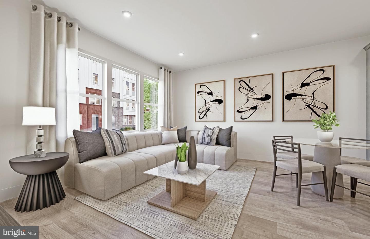 16084 Frederick Road photo 2