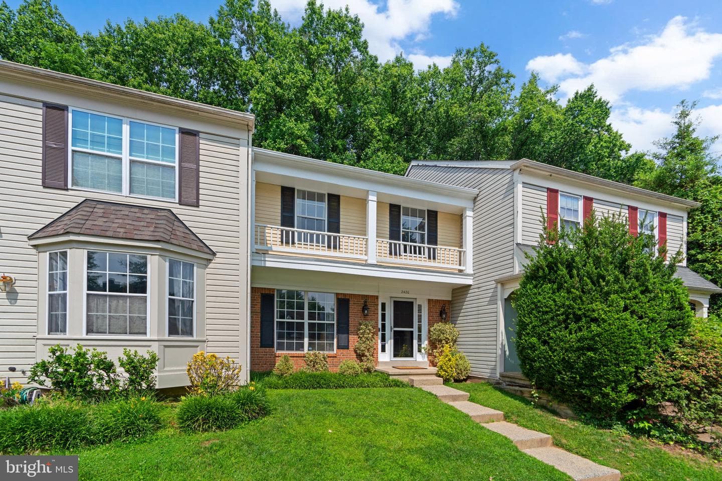 2420 Ladymeade Drive N photo 2