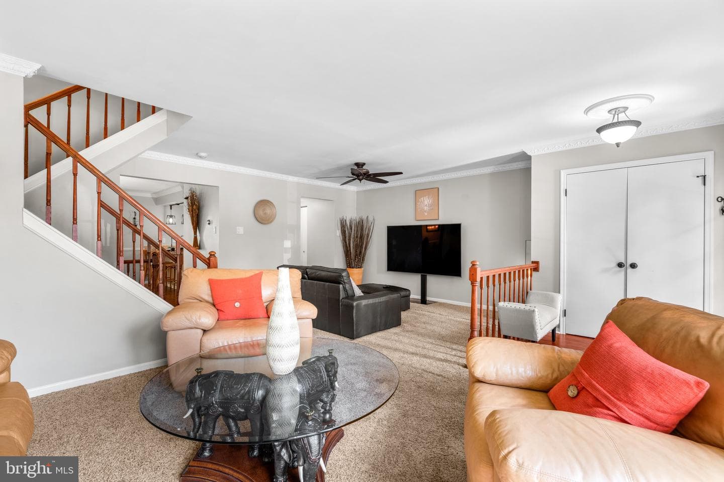 2420 Ladymeade Drive N photo 6