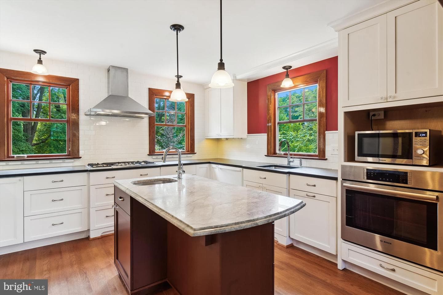 14 Williams Street photo 14